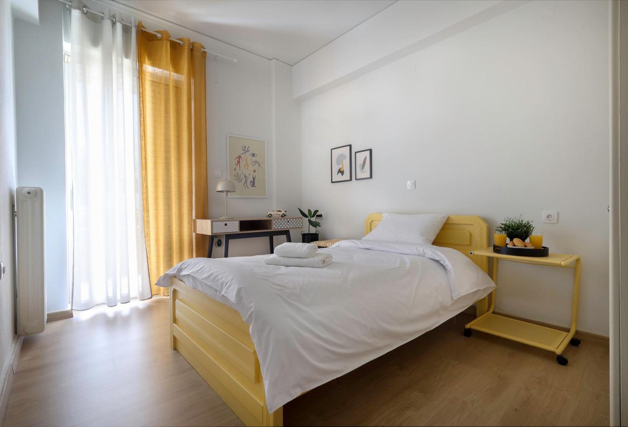 Renaissance City Apartment "By Checkin" Heraklion  Bagian luar foto
