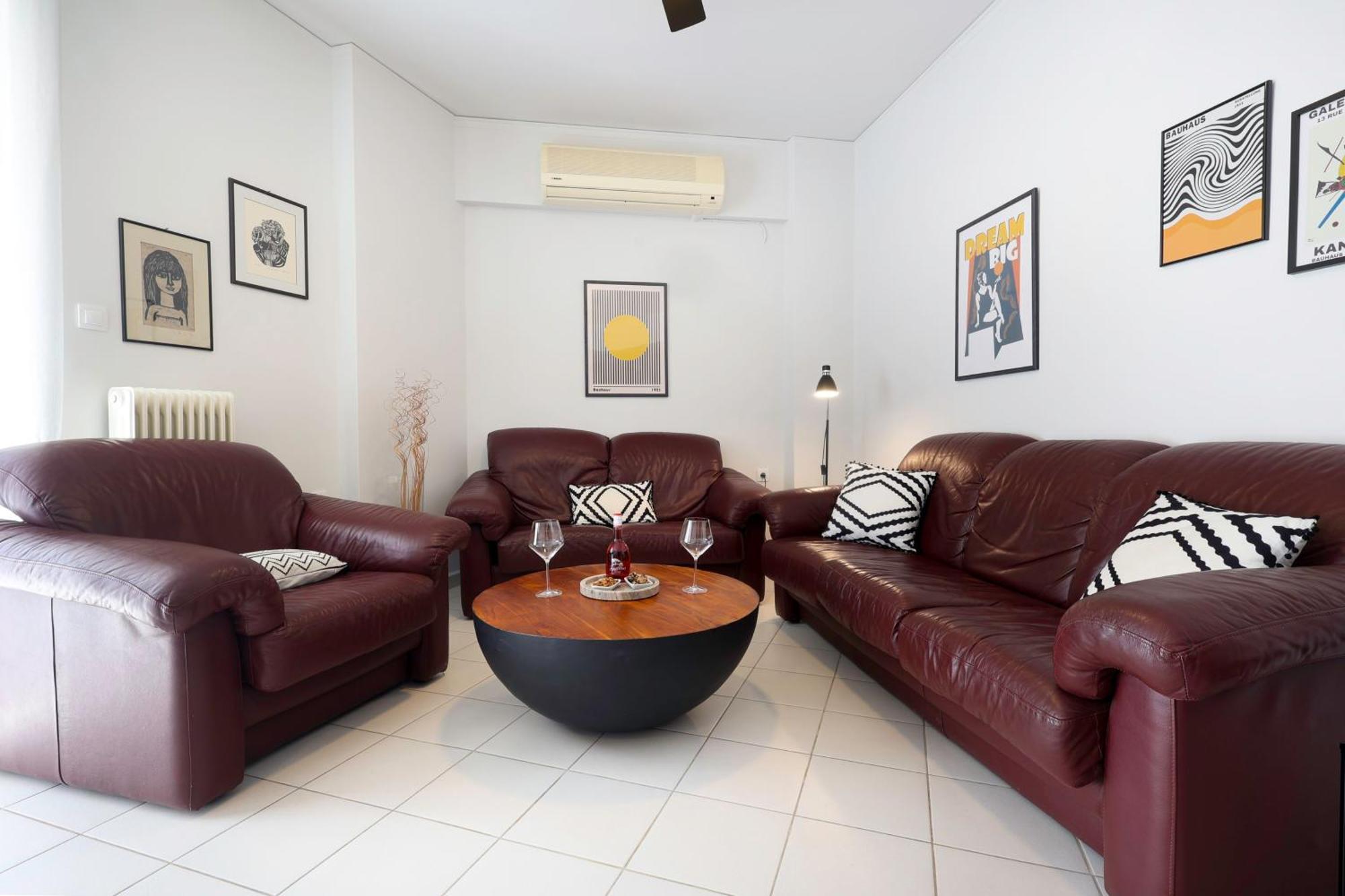 Renaissance City Apartment "By Checkin" Heraklion  Bagian luar foto
